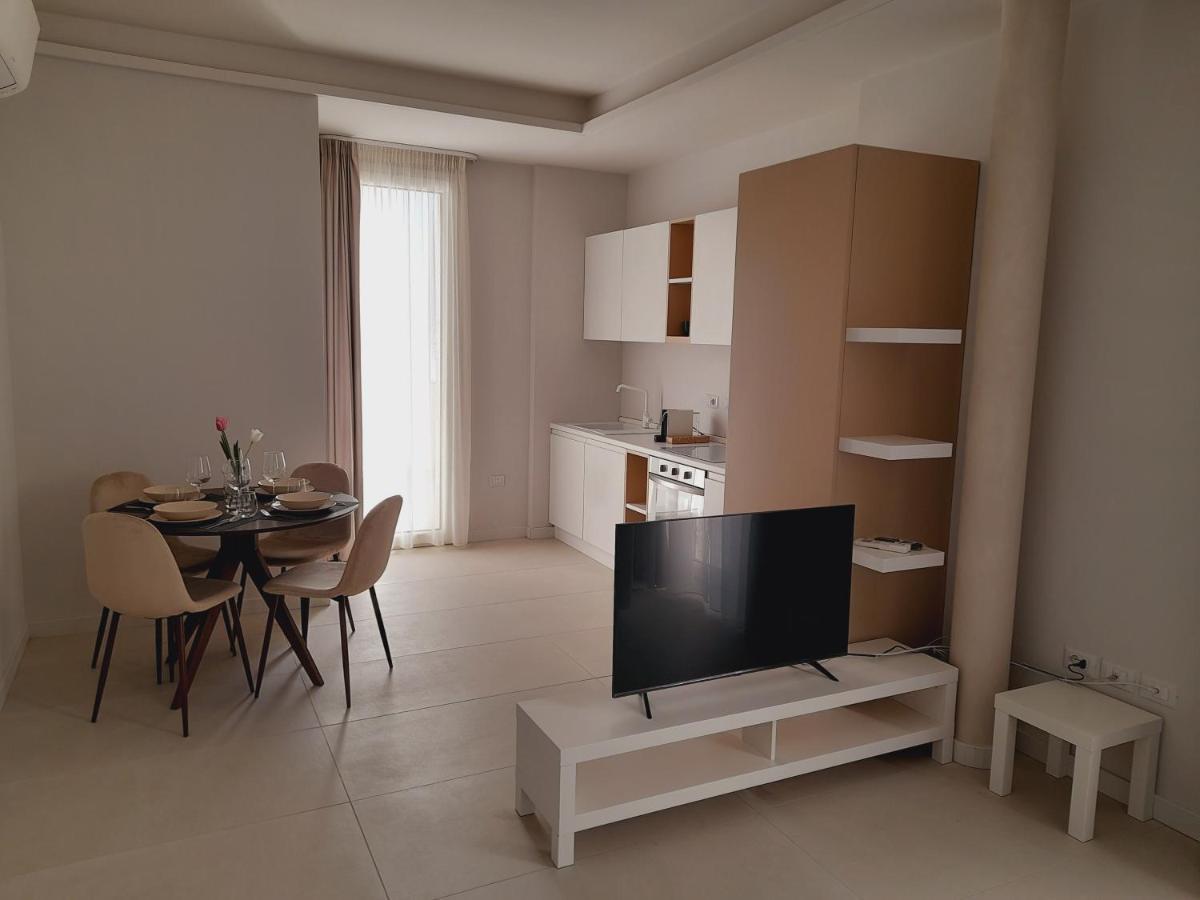 ויבו ואלנטיה מרינה Gt Apartments - New Opening מראה חיצוני תמונה