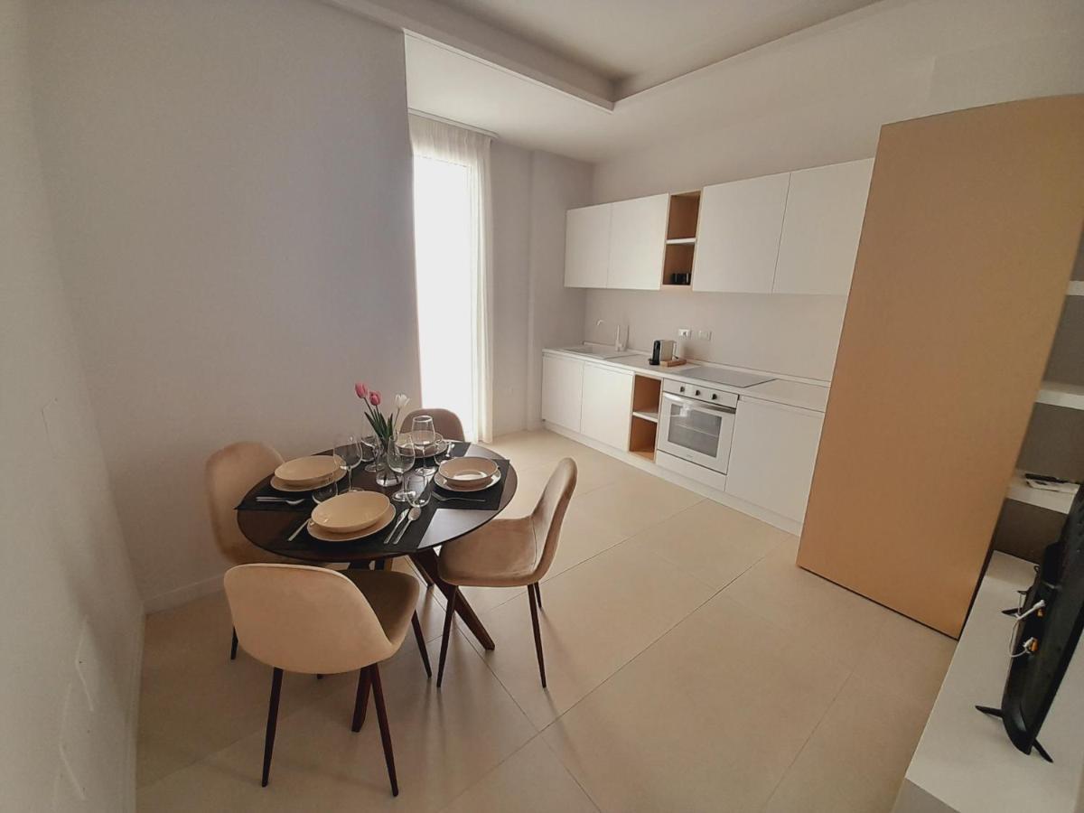 ויבו ואלנטיה מרינה Gt Apartments - New Opening מראה חיצוני תמונה