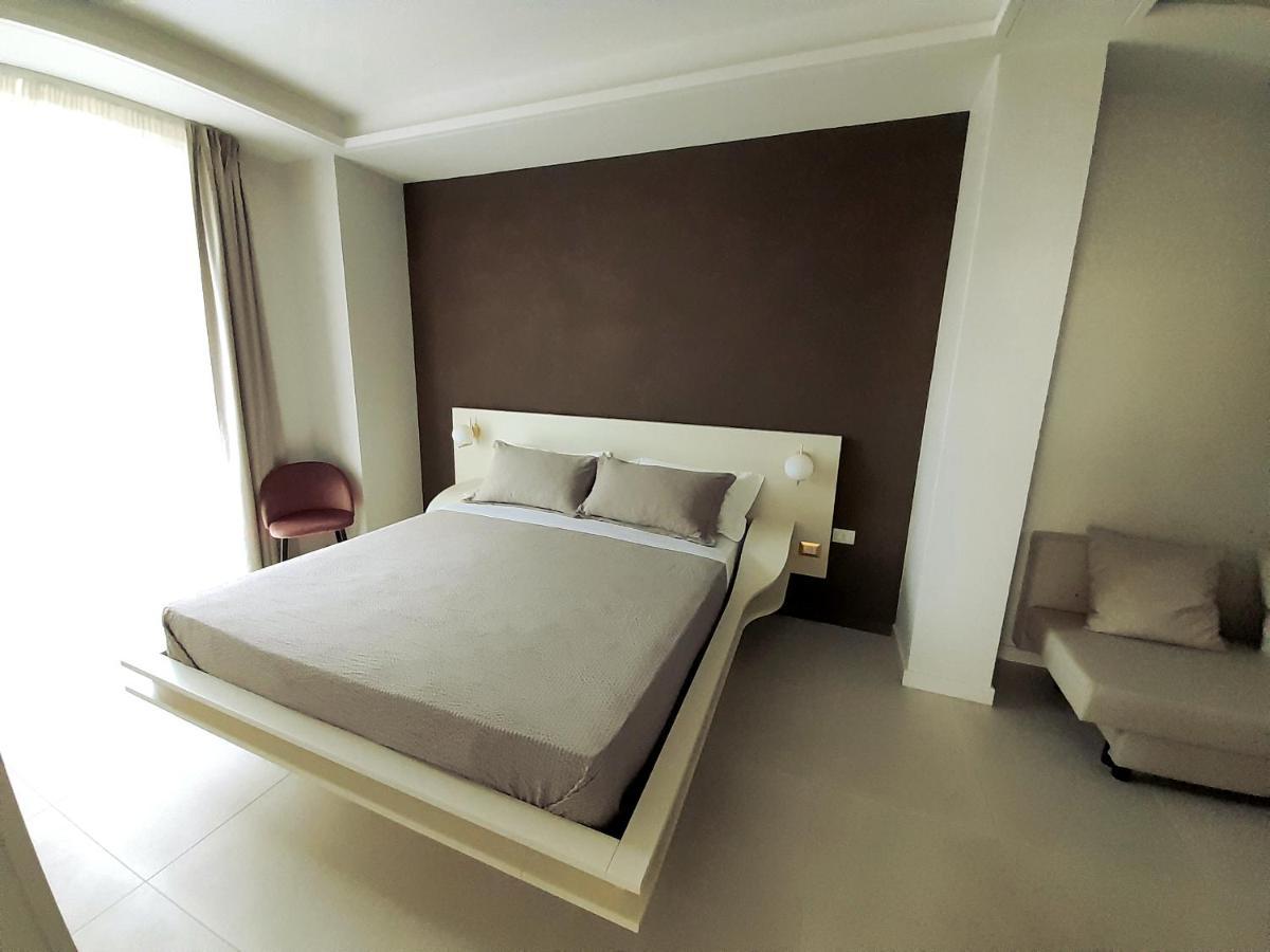 ויבו ואלנטיה מרינה Gt Apartments - New Opening מראה חיצוני תמונה