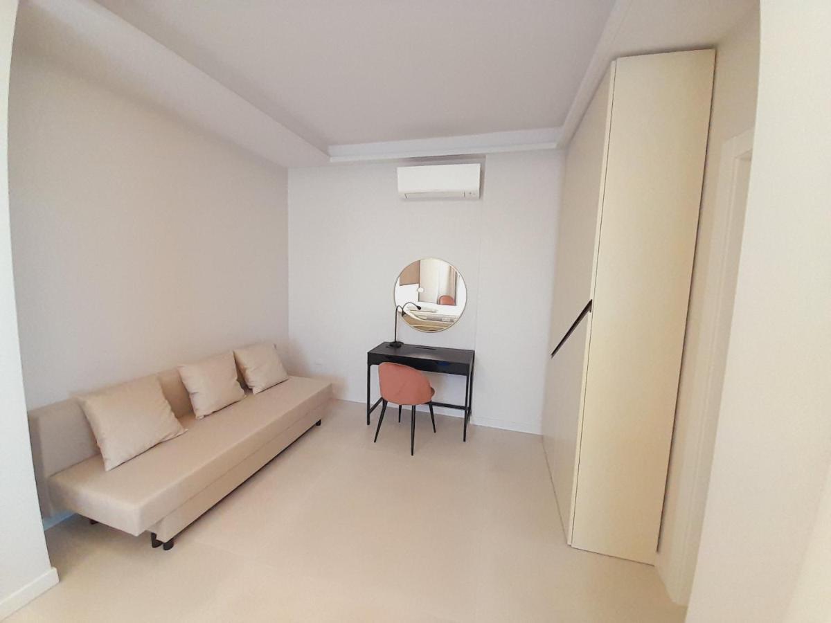 ויבו ואלנטיה מרינה Gt Apartments - New Opening מראה חיצוני תמונה