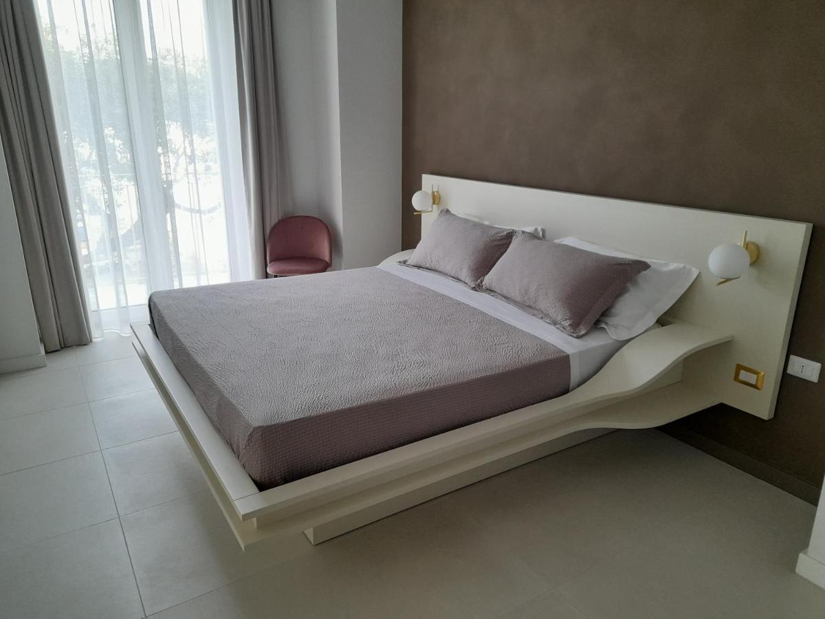ויבו ואלנטיה מרינה Gt Apartments - New Opening מראה חיצוני תמונה