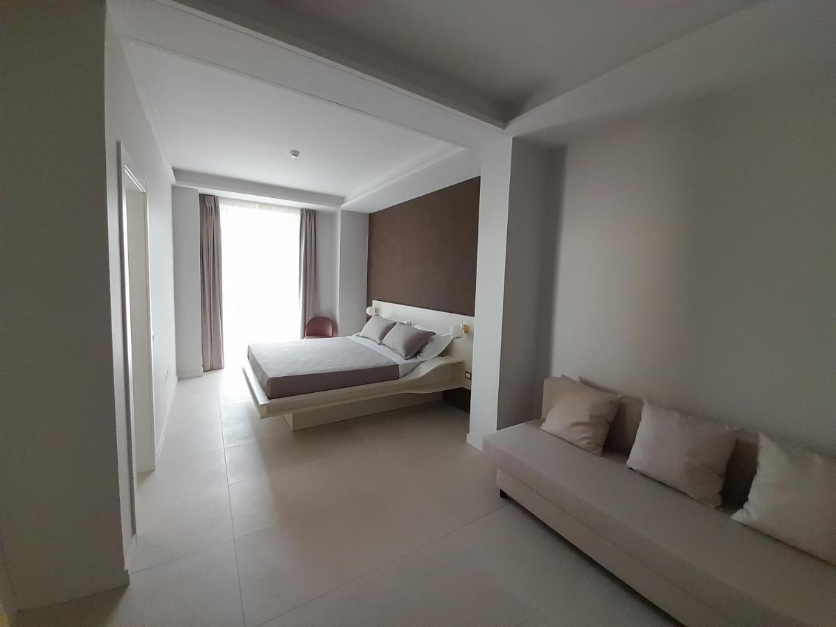 ויבו ואלנטיה מרינה Gt Apartments - New Opening מראה חיצוני תמונה